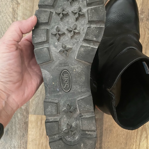 Soft Pecola black boots. Size 6.5. Excellent condition. - Picture 10 of 12